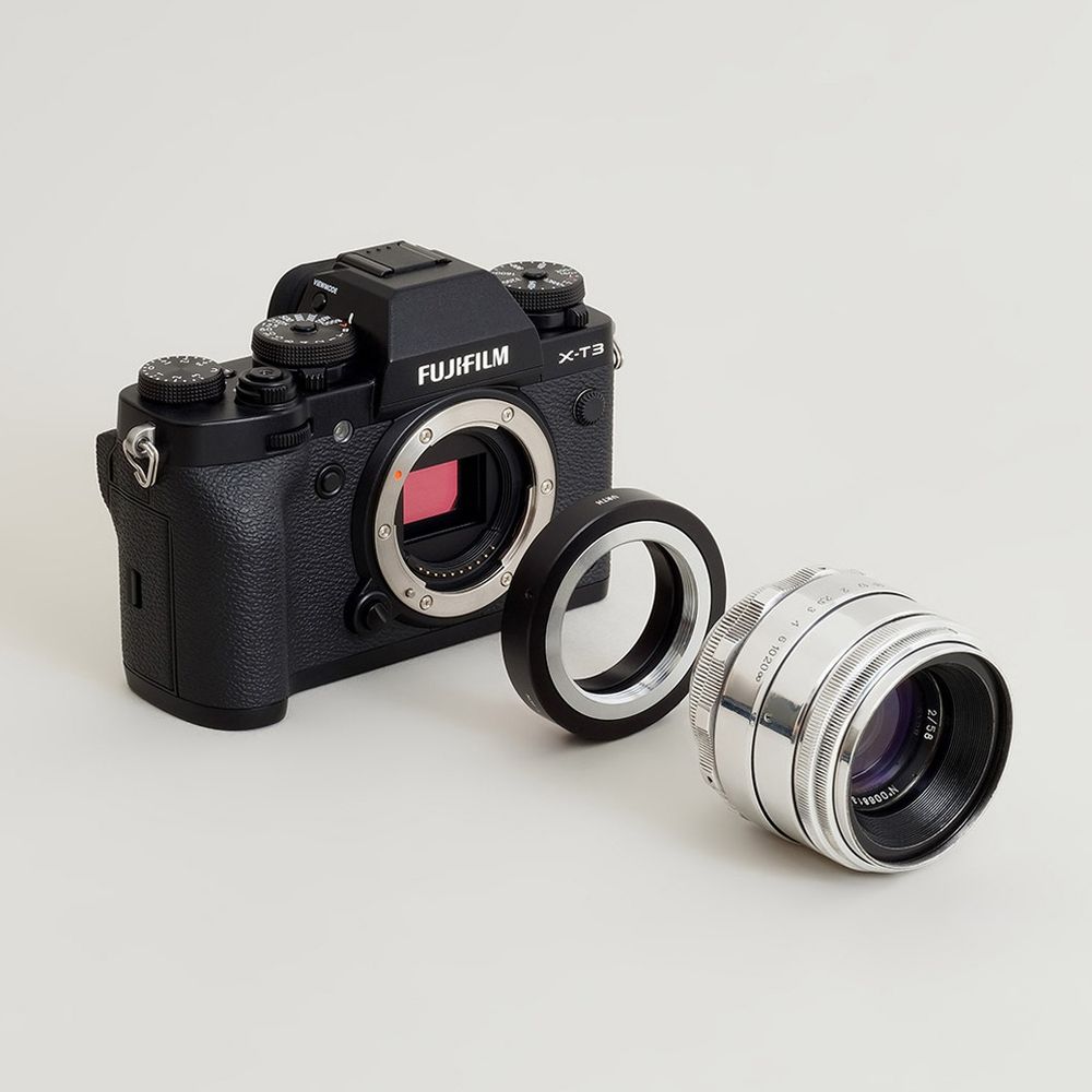 Urth Lens Mount adapter: Compatible with M39 Lens to Fujifilm X Camera Body