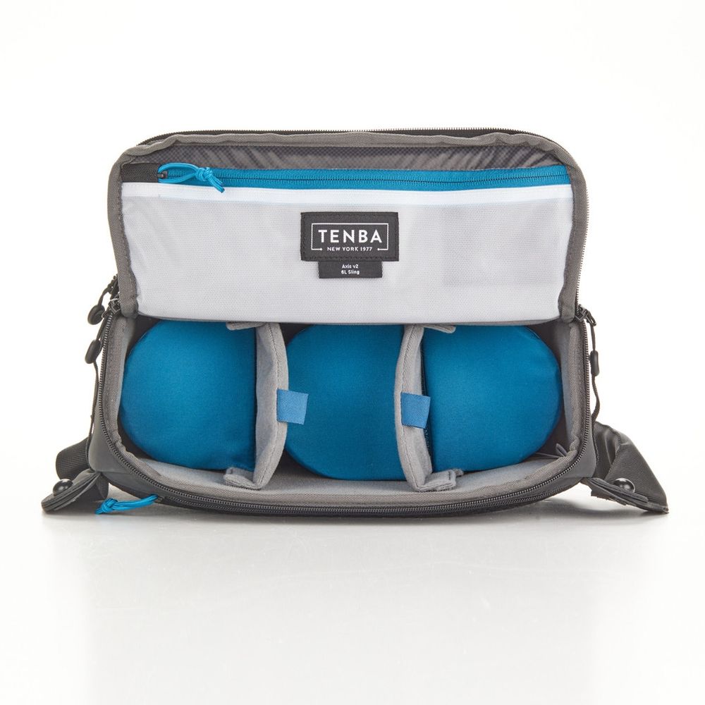 Tenba Axis V2 6L Sling bag, Black