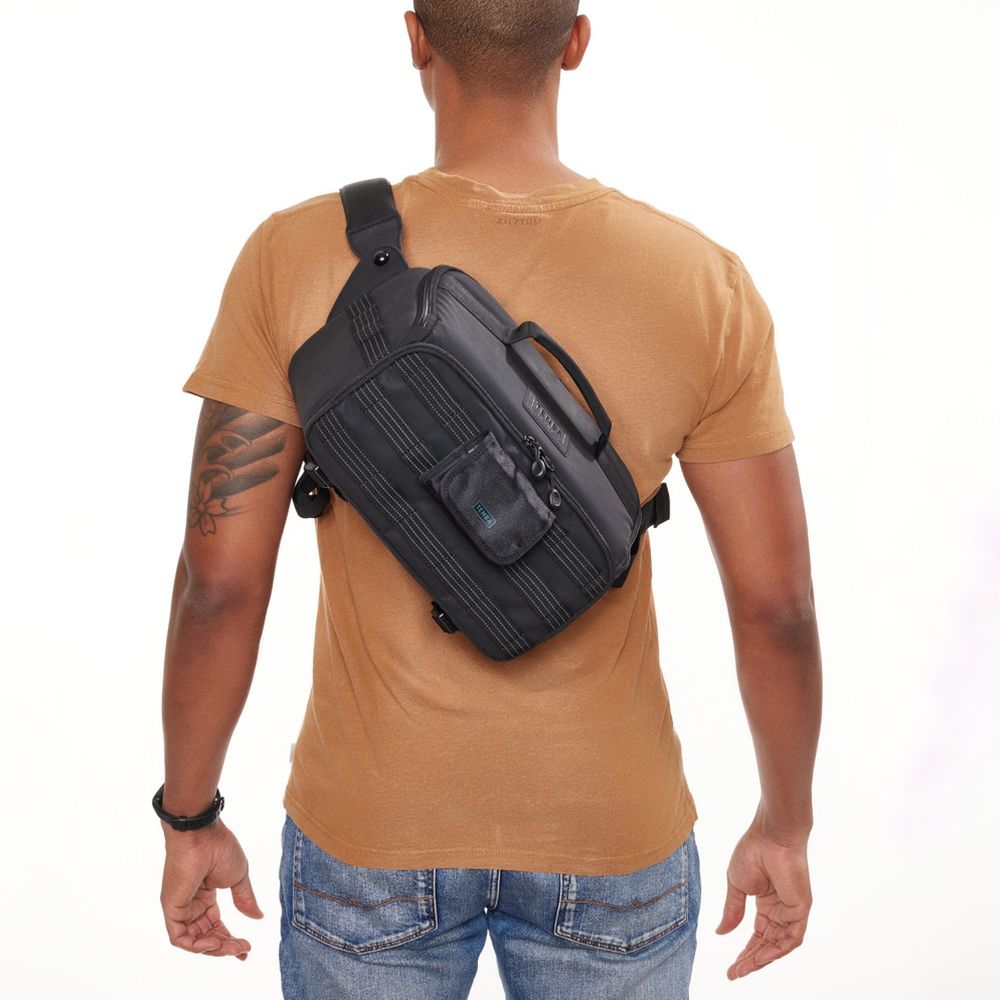 Tenba Axis V2 6L Sling bag, Black