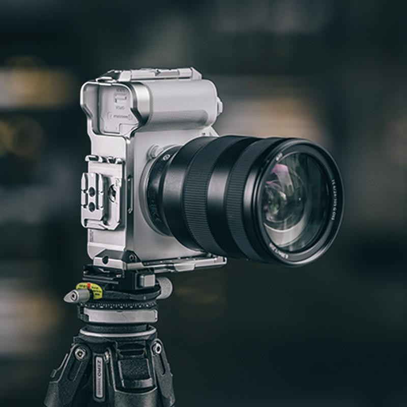 Falcam F22&F38&F50 Quick Release Cage Silk Silver (FOR SONY ZV-E1) C00B3501W