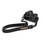 The Hantler Camera Neck strap Classic black / Brass