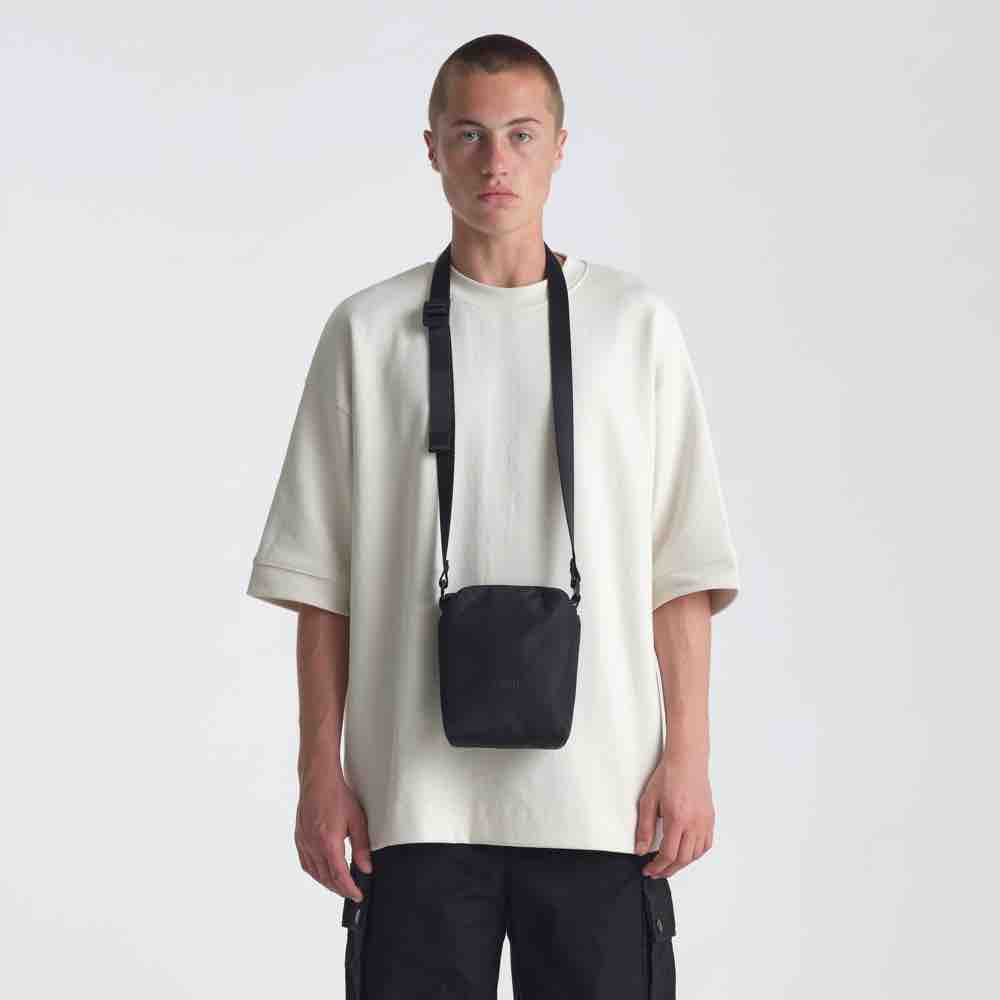 Urth Andesite Camera Pouch, black