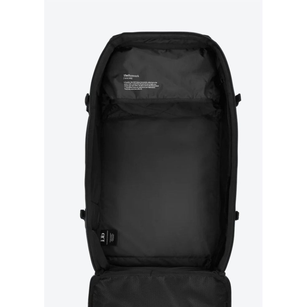 D_b_™ Ramverk Pro Backpack 32L, Black Out | 2023