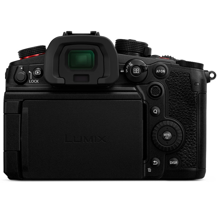 Panasonic Lumix DC-GH7 body + 12-60mm f/2.8-4.0 Leica DG Vario-Elmarit