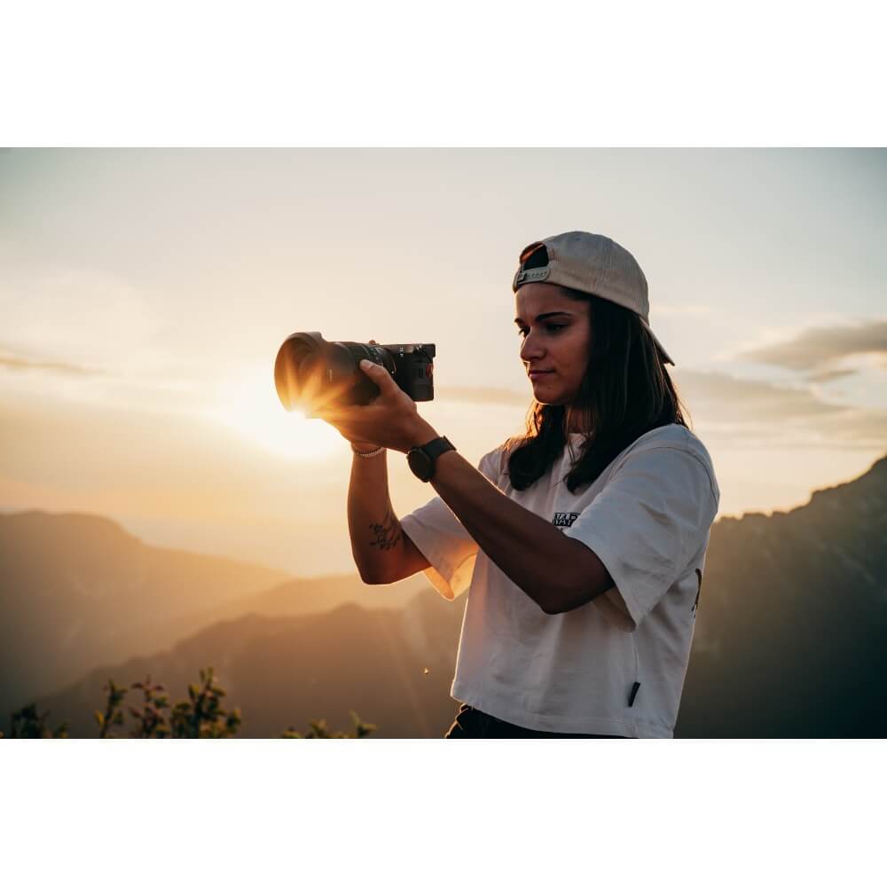 Sony A7C II silver + 24-50mm f/2.8 G