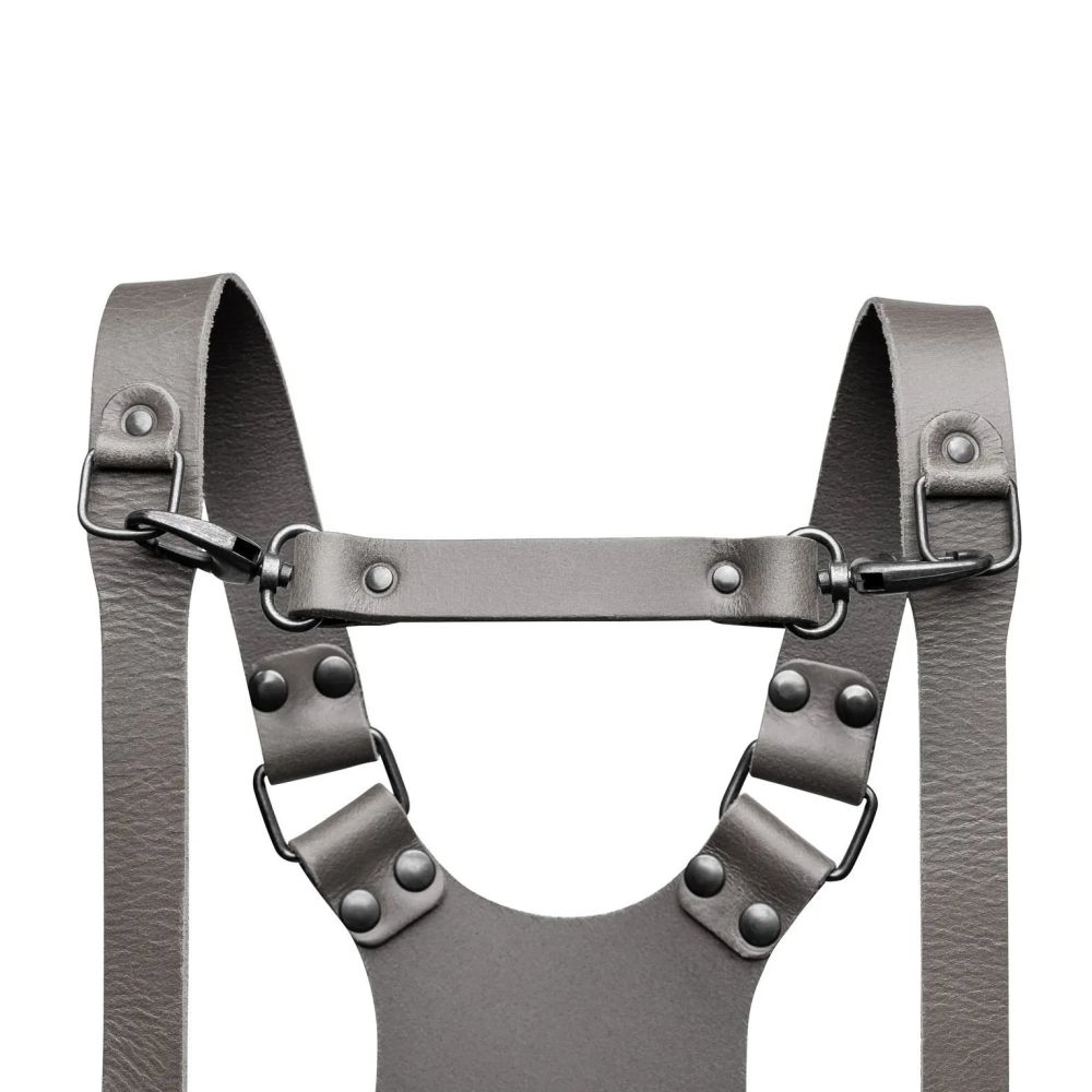 The Hantler Chest strap Gray / Brass, large 33cm