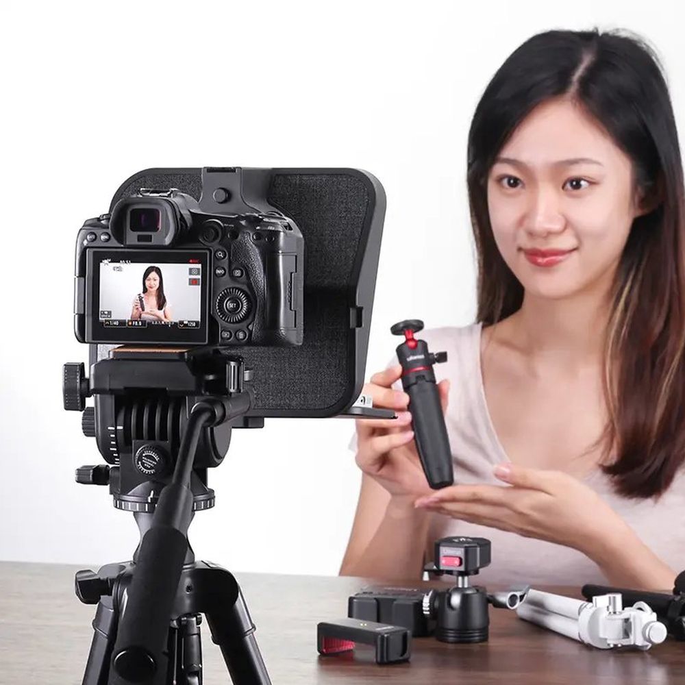 Ulanzi RT02 Universal Autocue for tablets and smartphones