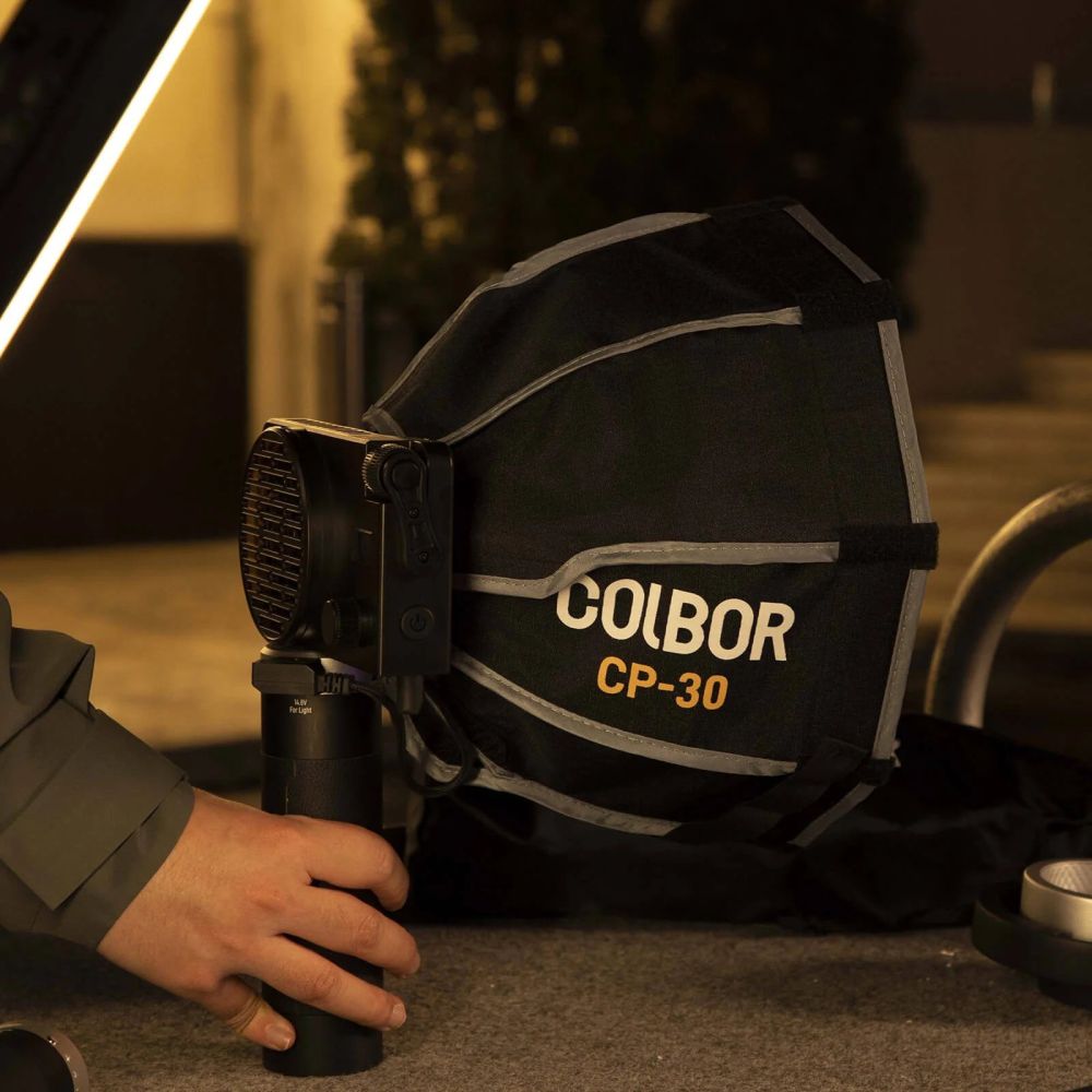 Colbor PG99 (99Wh battery grip)