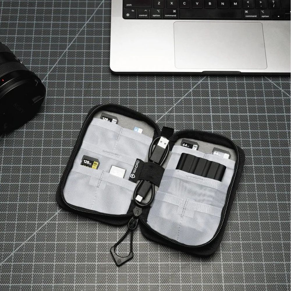 WANDRD Memory Card Case Black