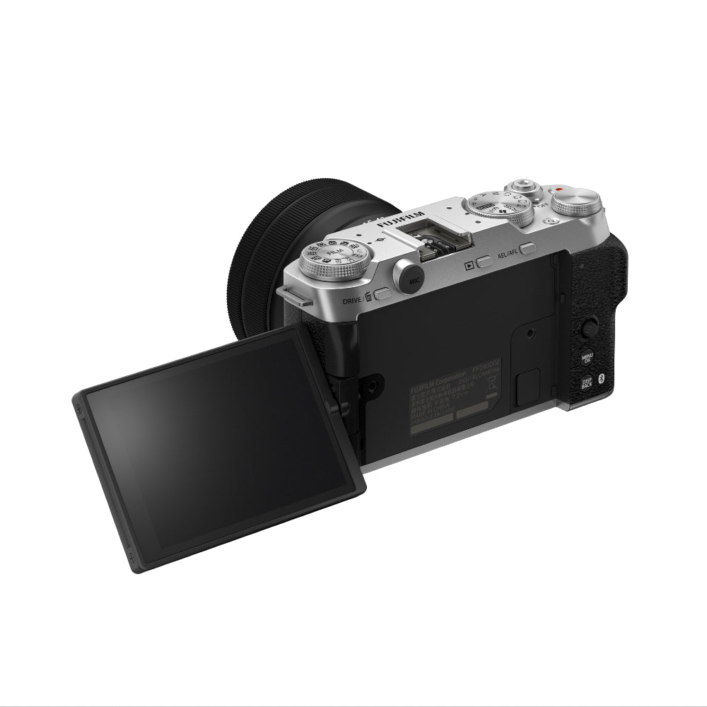 Fujifilm X-M5 body silver + Fujifilm XC 35mm f/2.0