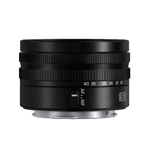 Panasonic Lumix S9 Dark Olive + Lumix S 18-40mm f/4.5-6.3