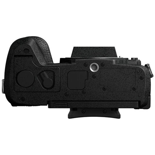 Panasonic Lumix DC-G97 + Lumix G Vario 12-60mm f/3.5-5.6 ASPH Power OIS