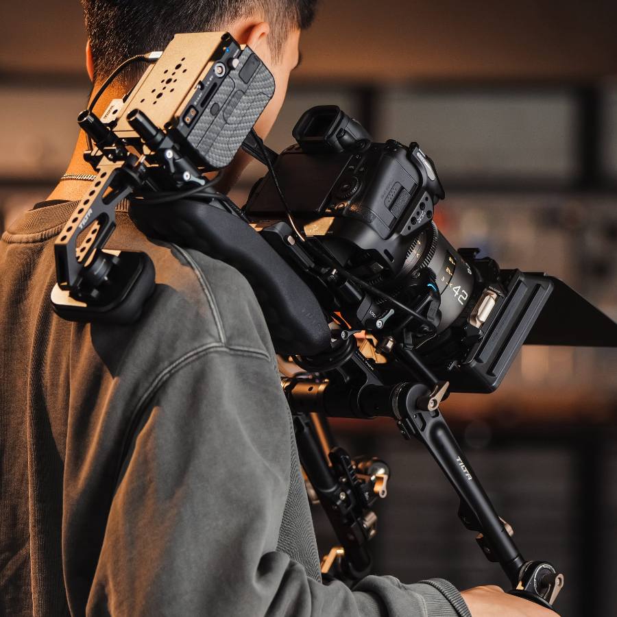 Tilta Full Camera Cage with Cooling System for Canon R5 Mark II - Black