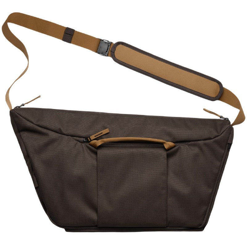 D_b_ Ramverk Pro Sling bag 24L Espresso