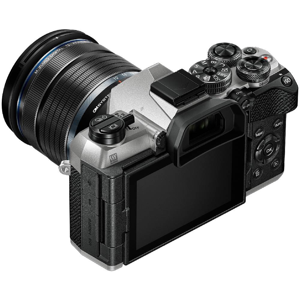 OM SYSTEM OM-5 Mark II silver + 12-45mm f/4.0 Pro