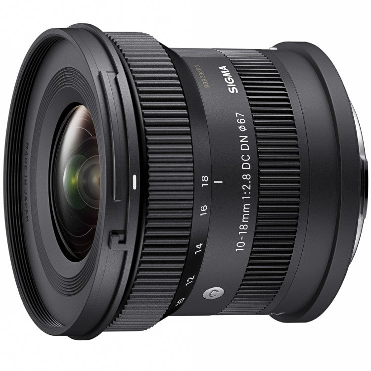 Sony A6700 + Sigma 10-18mm f/2.8 DC DN