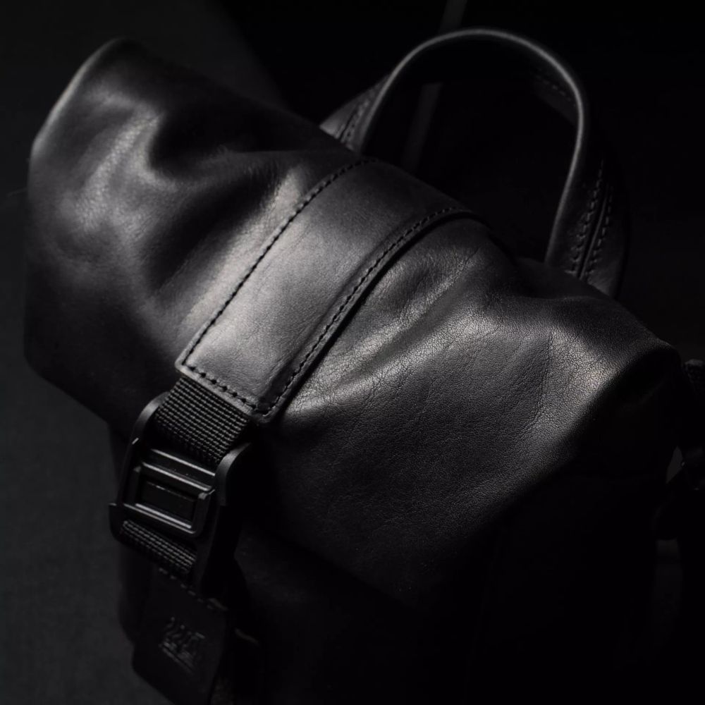 Wotancraft Pilot Travel Camera Bag 2L - black leather