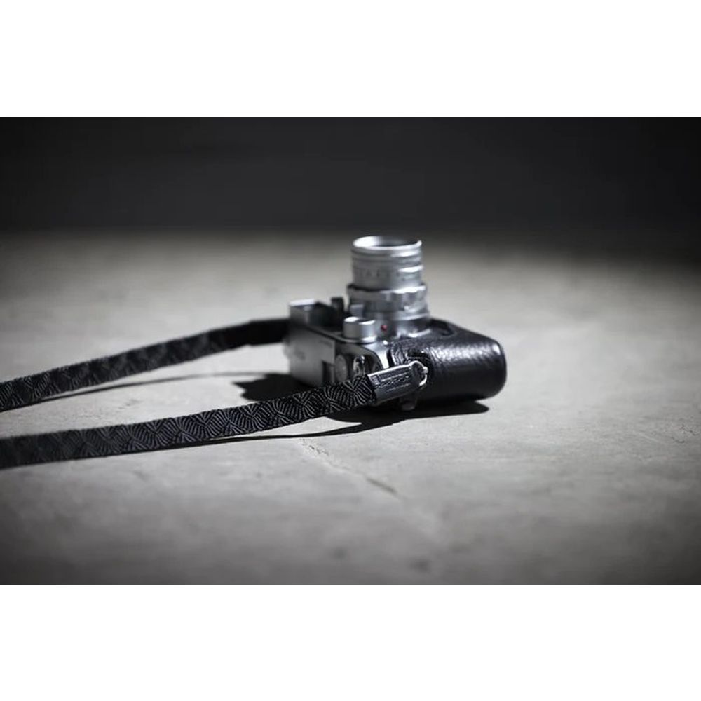 Artisan & Artist ACAM 317 Sazanami Silk strap black