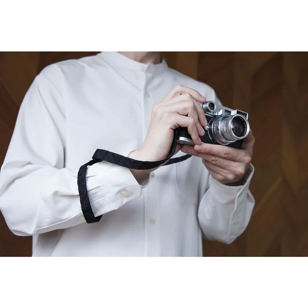 Artisan & Artist ACAM 317 Sazanami Silk strap black