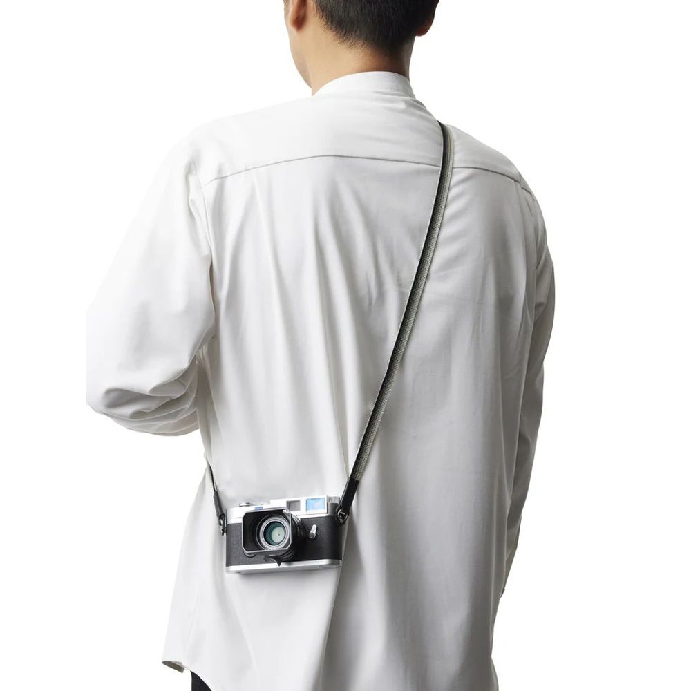 Artisan & Artist ACAM 322A black/silver