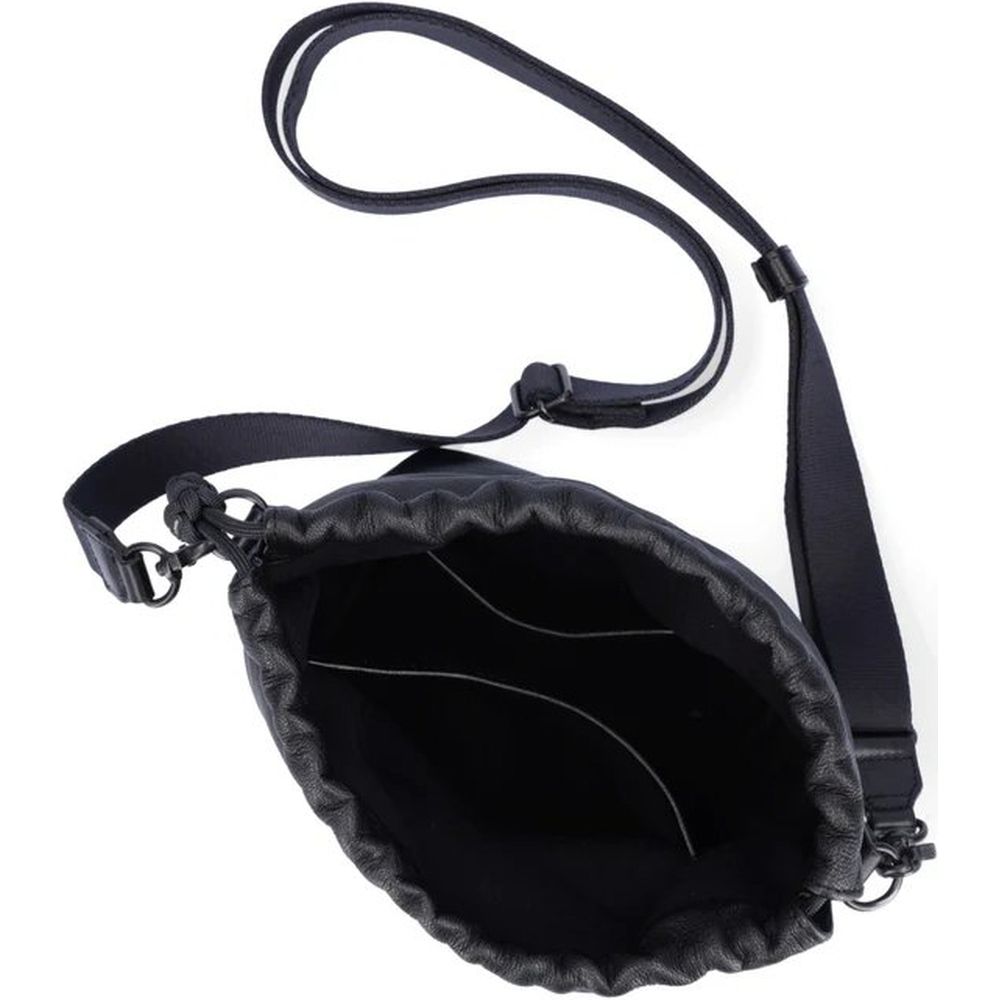 Artisan & Artist ACAM CPL210 camera pouch full leather black