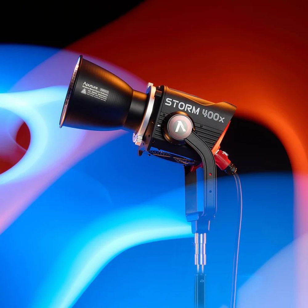 Aputure Storm 400x studio light