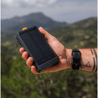 Xtorm Powerbank 15W Go2 Solar 10,000 mAh with flashlight, Charcoal Black