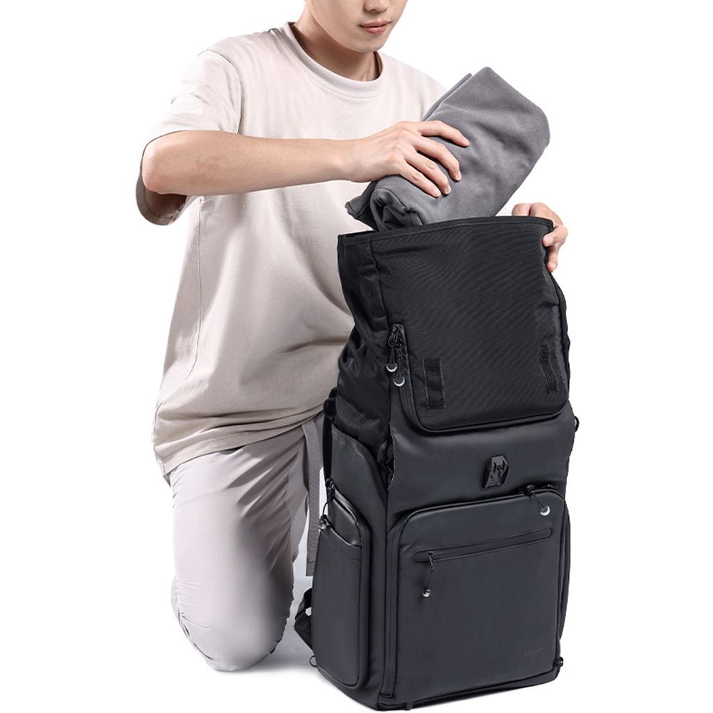 Ulanzi BT01 Business Travel Backpack 32 liters with waist strap