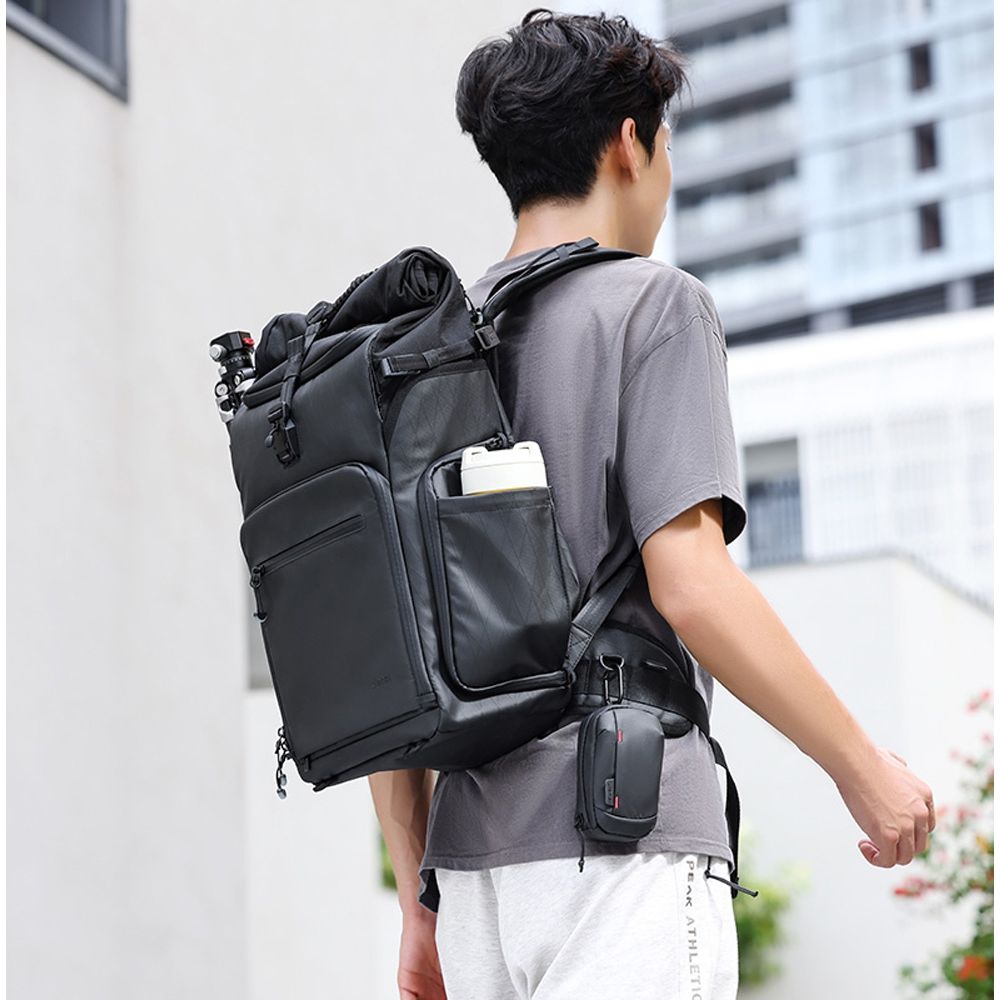 Ulanzi BT01 Business Travel Backpack 32 liters with waist strap