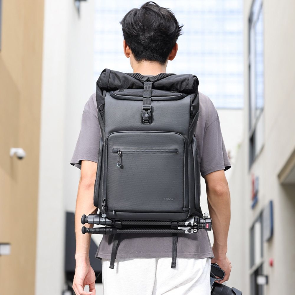 Ulanzi BT01 Business Travel Backpack 32 liters with waist strap