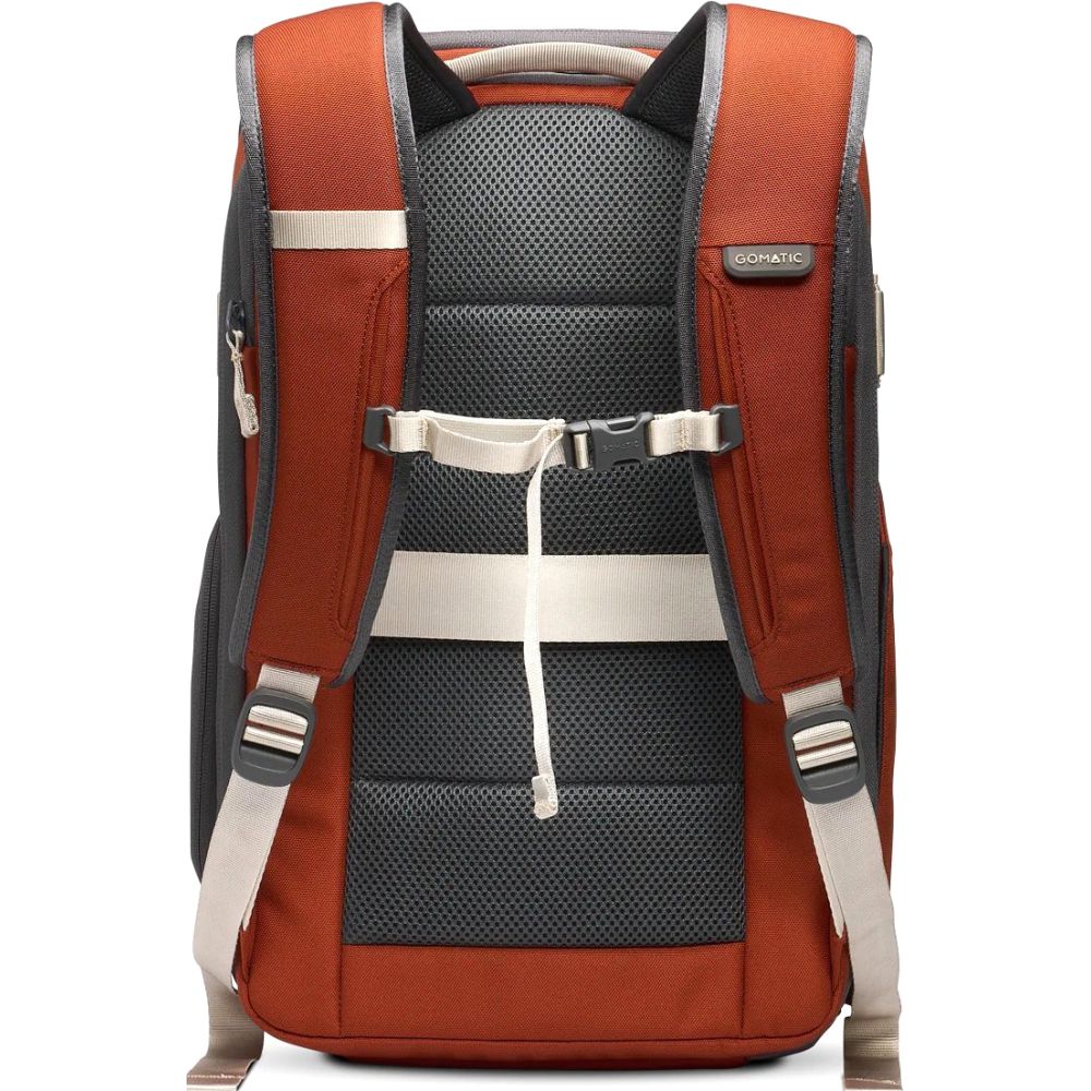 Gomatic Luma Camera Pack 18L, Rust Red