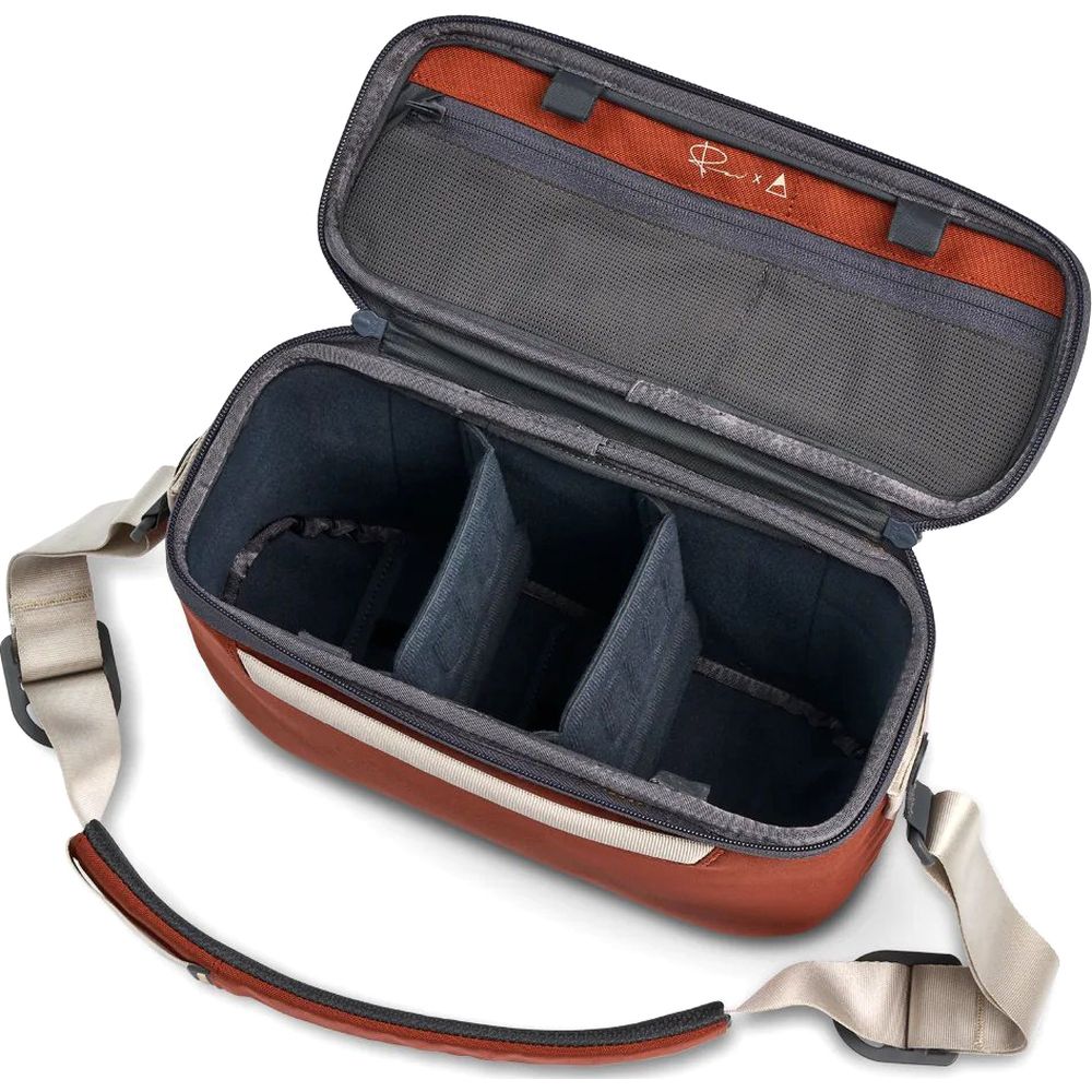 Gomatic Luma Camera Sling 12L, rust red