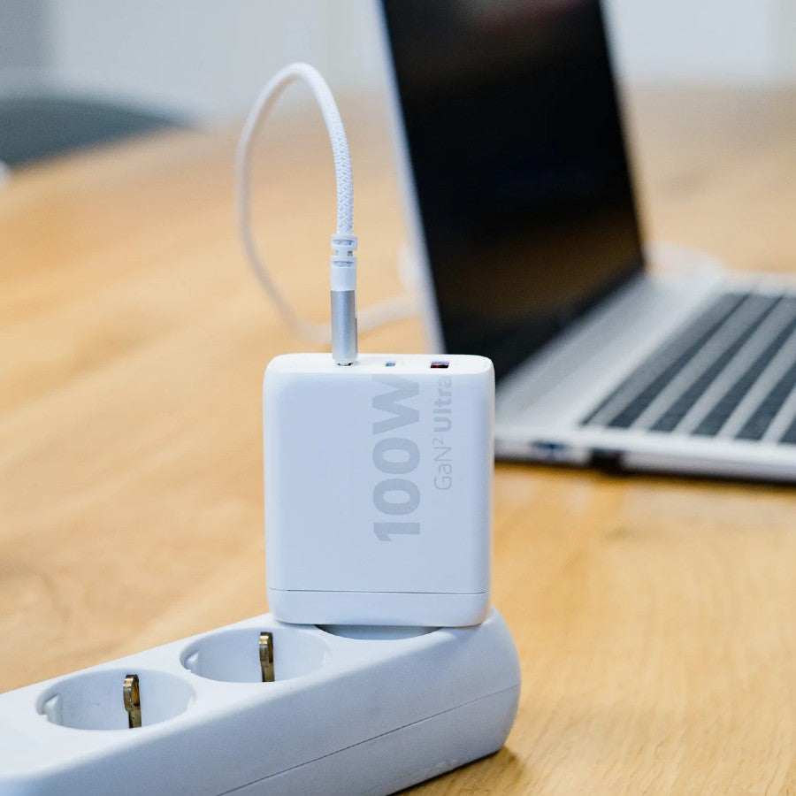 Xtorm 100W GaN2 Ultra Wall Charger White