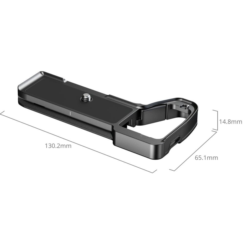 SmallRig 6033 Baseplate with AirTag Slot for Sony Alpha 7 V / 7R V / 7 IV