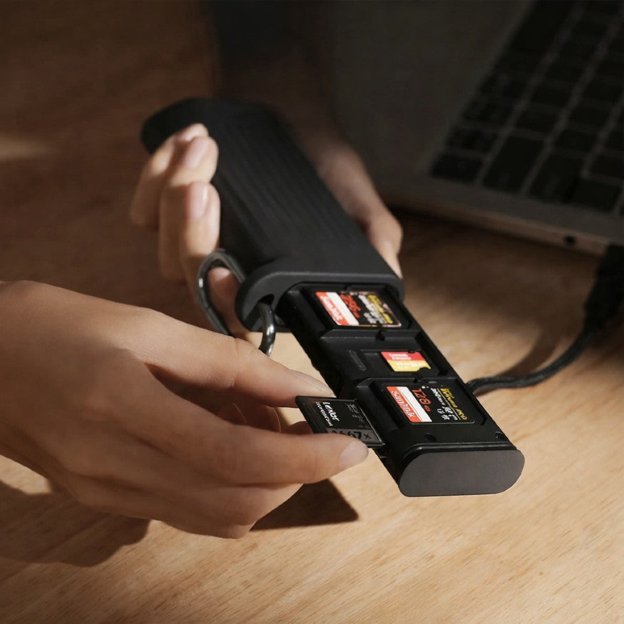Ulanzi Card reader Case CR2 SD, MicroSD, SIM - Black