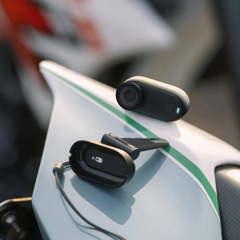 Insta360 GO 3S Motorcycle In-Helmet POV Bundle