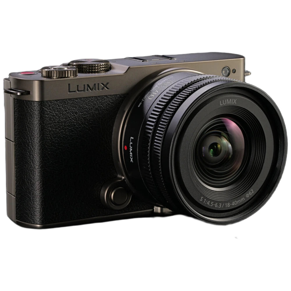 Panasonic Lumix S9 Titanium Black + Lumix S 18-40mm f/4.5-6.3