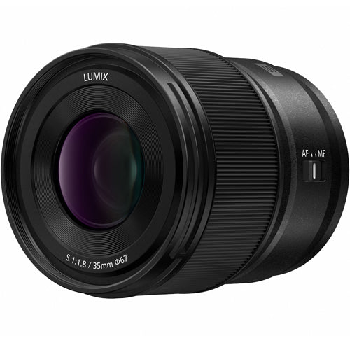 Panasonic Lumix DC-S1R mark II + Lumix S 35mm f/1.8