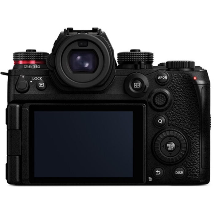 Panasonic Lumix DC-S1R mark II + Lumix S 18mm f/1.8