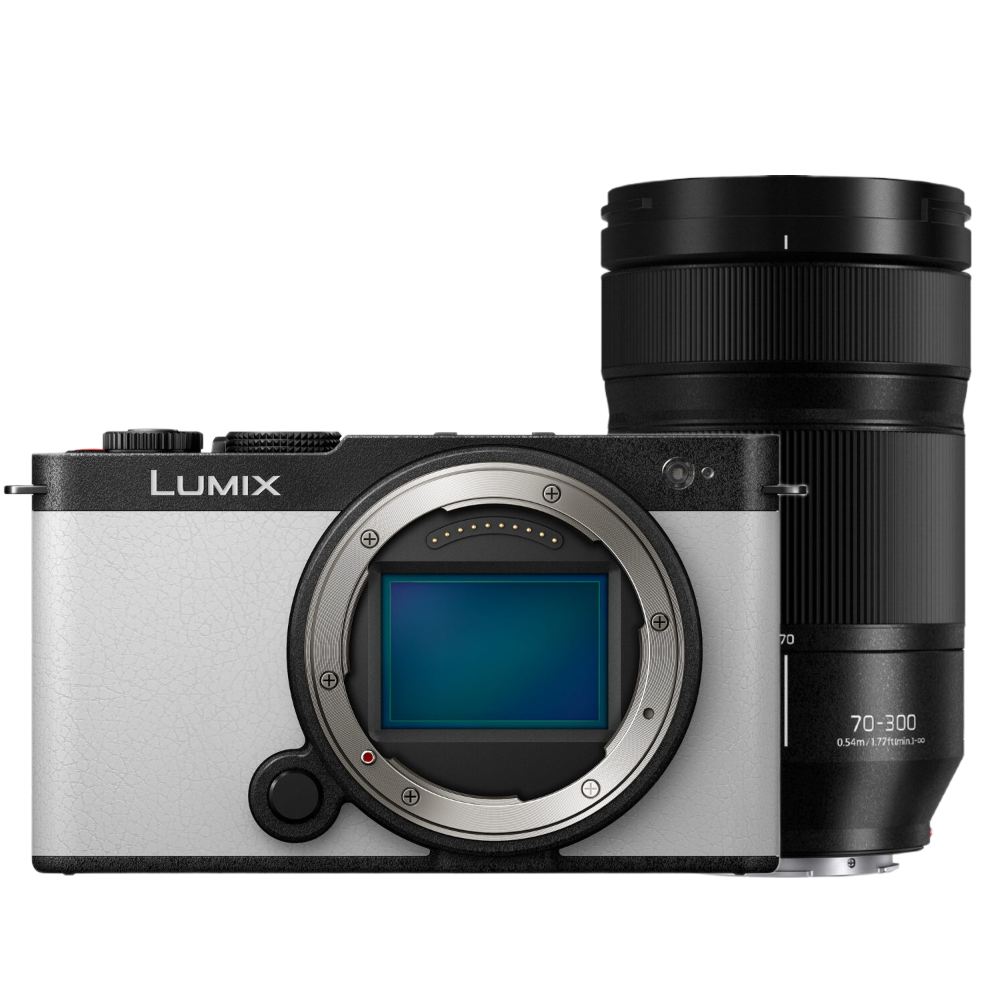 Panasonic Lumix S9 Body Smokey White + Lumix S 70-300mm f/4.5-5.6 Macro OIS