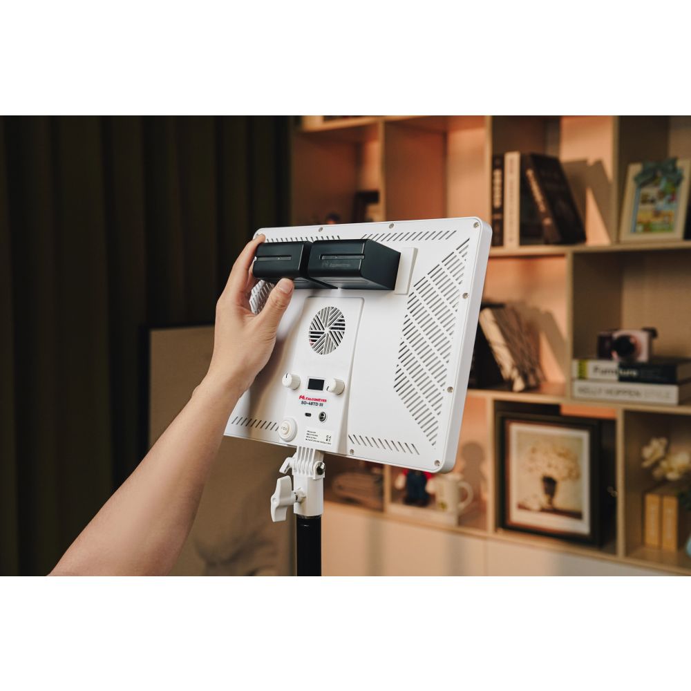 Falcon Eyes Bi-Color LED lamp Sophiez SO-48TD III