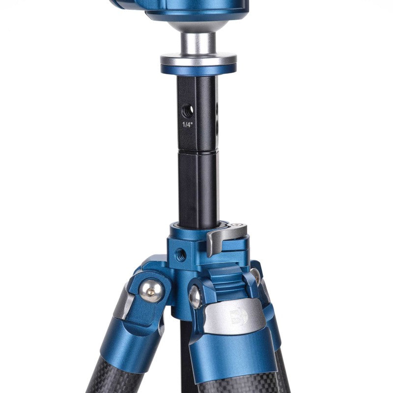 Benro Tripod with head - carbon Cyanbird