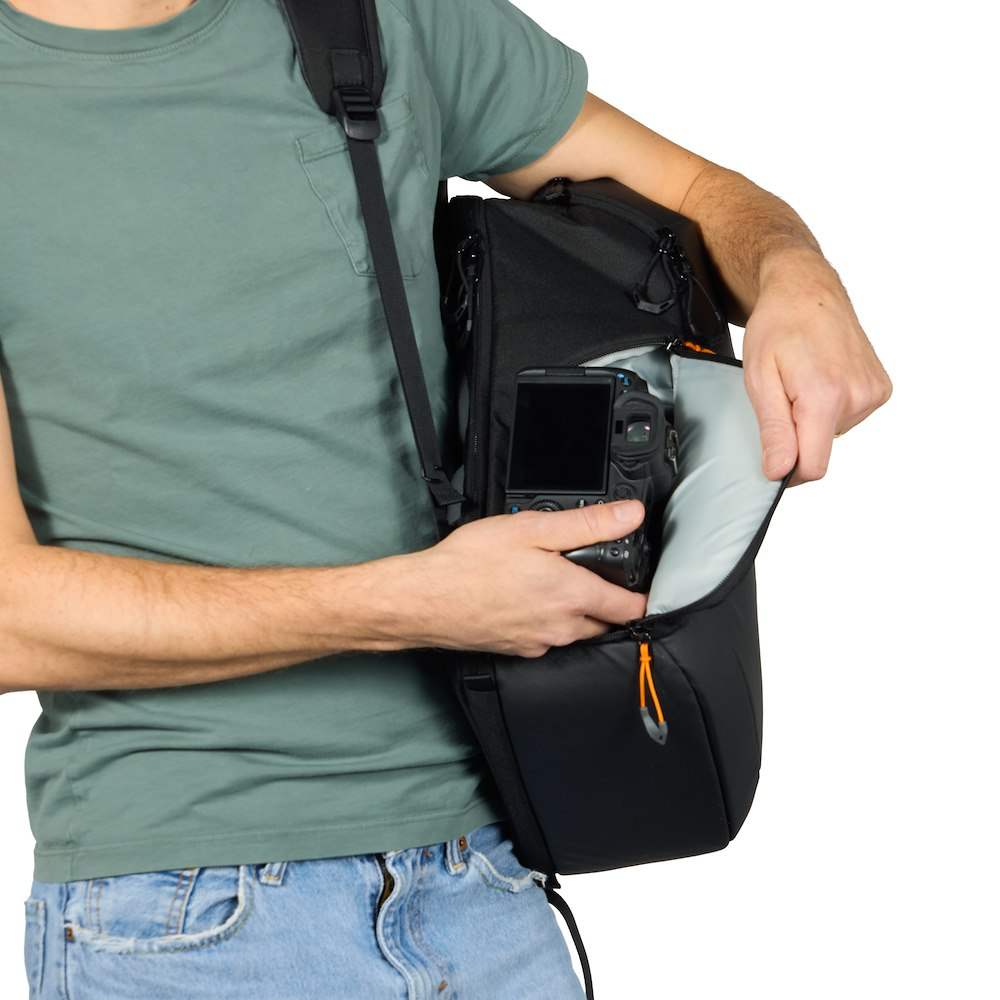 Lowepro Fastpack BP 150 AW IV